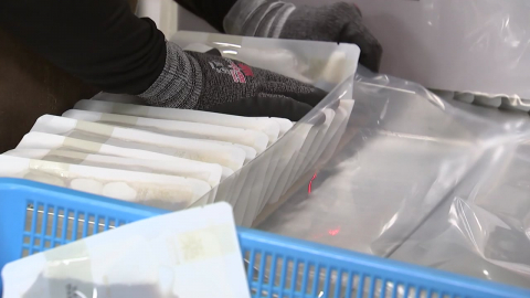 포장재 없어 한약도 못 달여…합성수지 품귀 심화