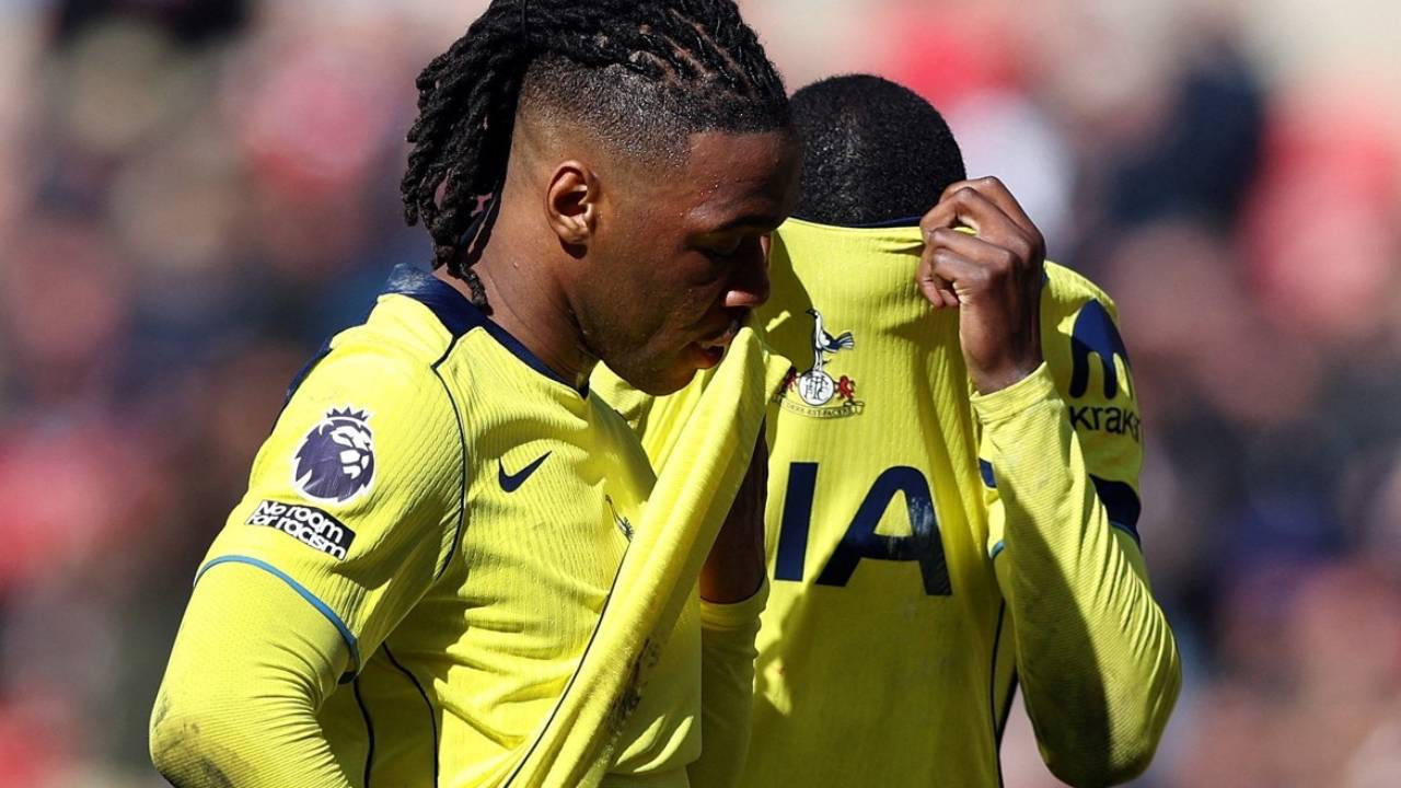 손흥민 없는 토트넘, 14경기째 무승...'강등권 추락'