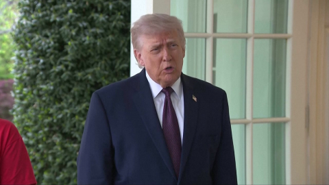 역봉쇄 속 트럼프 "이란 합의 간절"…밴스 "개방 진전 보일 것"