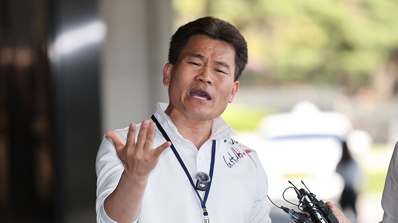 전한길 "백악관 초청받았는데 전쟁으로 5월 초 연기" 주장