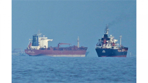 미 봉쇄 직전 이란 관련 선박 2척 호르무즈 통과