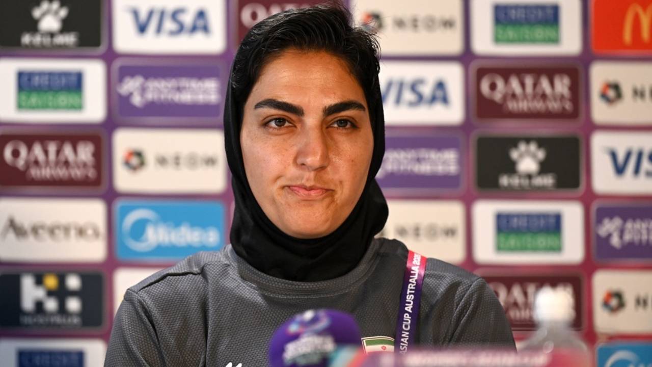 이란, 망명 시도 철회한 女 대표팀 주장 자산 압류 해제