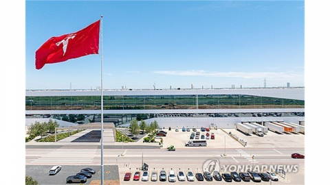 머스크의 '반도체 자립' 야욕...삼성에 "도와달라" 파격 손짓