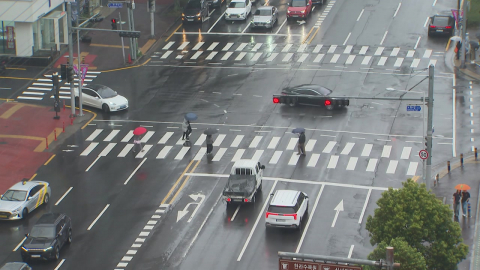 [날씨] 오늘 충청 이남 비, 고온 주춤 '서울 21℃'…중부 대기 건조