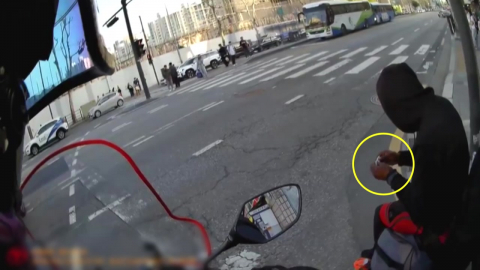 길거리에서 버젓이 마약…외국인 남성 체포