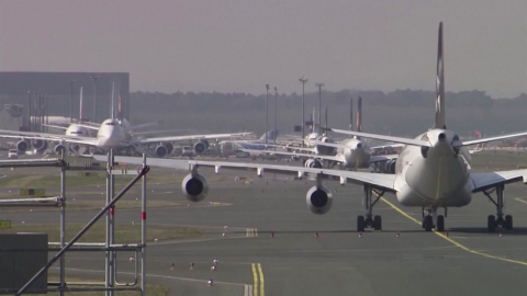 바닷길 막히니 하늘길도 '비상'…유럽 항공사 운항 감축