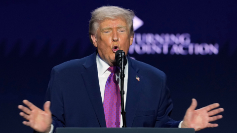 트럼프 "UFO 관련 흥미있는 자료 발견…곧 공개"