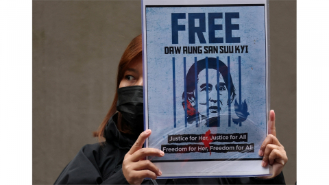미얀마, 아웅산 수치 형기 단축...수치 측근 전 대통령 석방