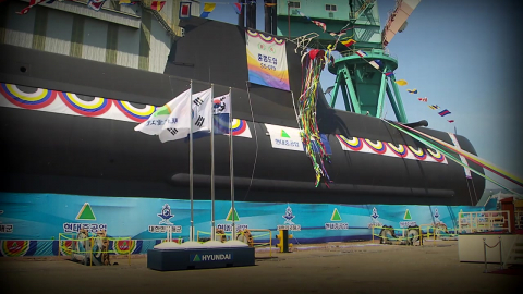 또 잠수함 화재 사망사고…여전한 \'위험의 외주화\'