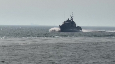 "호르무즈 다시 열려도 정상화에 여러 달…통행료는 위법"