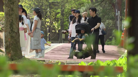 전국 초여름 날씨에 '꽃밭'과 '동물원'마다 발길 가득