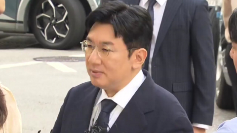경찰, 방시혁 하이브 의장 구속영장 신청…\'1,900억 부당이득\' 혐의