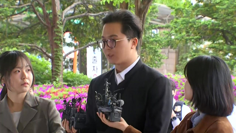 '부실 복무' 송민호, 징역 1년 6개월 구형…"기회 있으면 재복무"