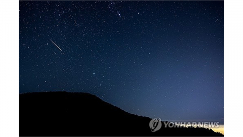 "평년보다 2배"...올해 초 쏟아진 별똥별에 전문기관 논쟁