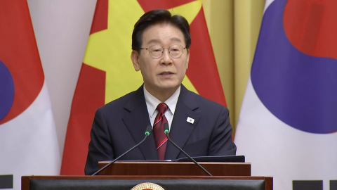 [현장영상+] 이 대통령-또 럼 서기장, 회담 결과 공동 언론 발표