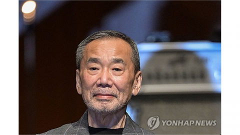 무라카미 하루키 3년 만의 장편 7월 발표...첫 여주인공 작품