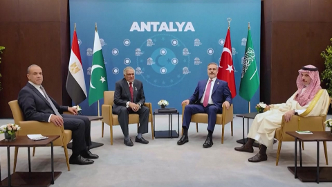 중재3국 물밑 움직임 분주…"24·25일 잠정 회담일로 설정"