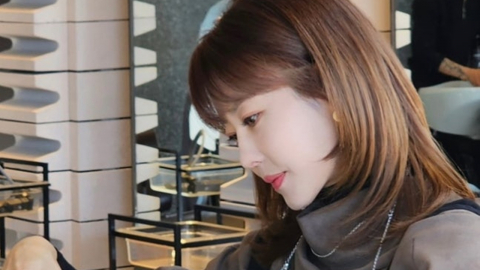 '쥬얼리 출신' 이지현, 미용사 된 근황…"드디어 오픈, 든든하다"