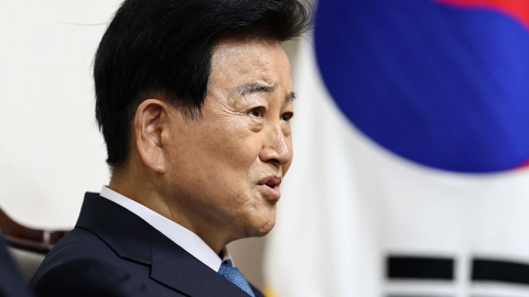 청와대 "정동영 발언, 정보 유출 아냐…안보 협의 지연은 사실"