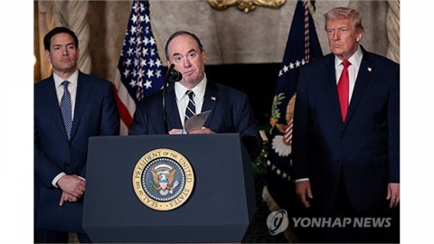 미 해군장관 경질...트럼프 '황금함대' 추진 난항이 발단