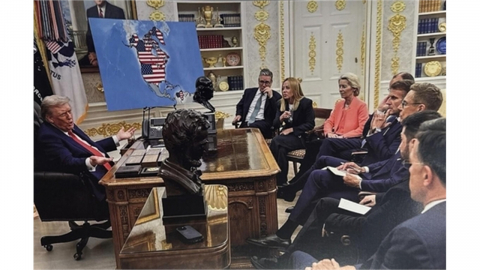 폴란드 총리 "미국, 유럽 동맹 방위 충실한가" 직격