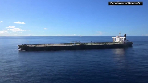 미국·이란 '호르무즈 사수'…먼저 풀면 주도권 뺏긴다