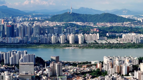 대통령 띄운 '장특공제 개편'에 "세금 쥐어짜기" "집값 띄우기 기우제"