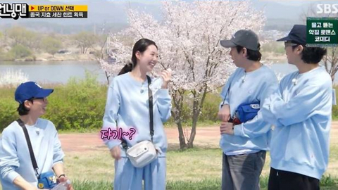 지예은♥바타, 연습실→택시 U턴까지…핑크빛 비하인드 공개