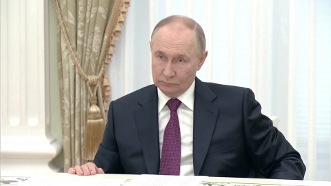 푸틴 접견한 이란 외무 '핵 논의 했나'…"호르무즈부터 열자"