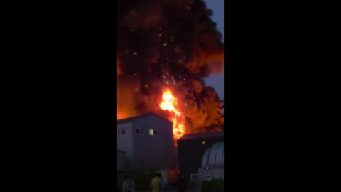 경기 남양주 단열재 제조공장 화재…1명 화상