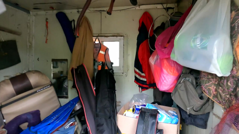 호수 무인도에 낚시 별장…나라 땅에 세운 불법시설