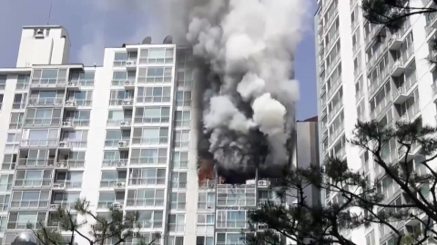 의왕 아파트 화재 2시간 만 완진...2명 사망·6명 경상