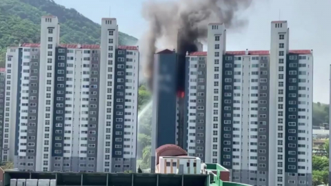 의왕 내손동 아파트에서 불…부부 숨지고 6명 경상