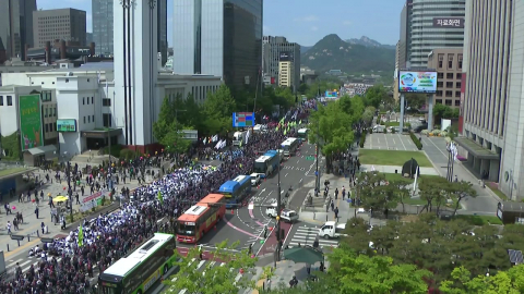 63년 만의 노동절…서울 도심 곳곳 집회