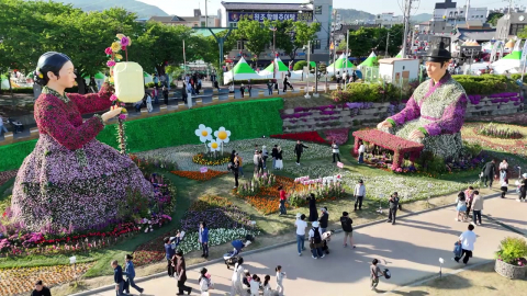 춘향의 멋으로 물들다!…남원 \'춘향제\' 발길 이어져