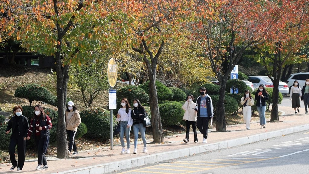 "탈퇴비 30만원 내라" 7시간 반 대치…대학 동아리 고소 사건