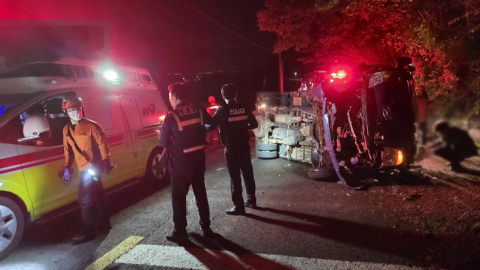 화물차 전도에 터널 추돌…전국 곳곳 차량 사고