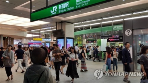 일본 공공 화장실 '남녀 격차' 해소...여성 변기 증설 첫 지침