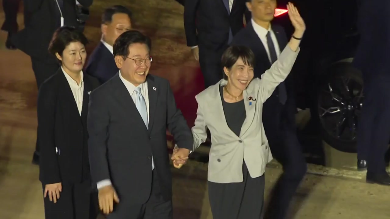 호텔 영접에 줄불놀이까지...국빈 버금가는 '파격 예우'