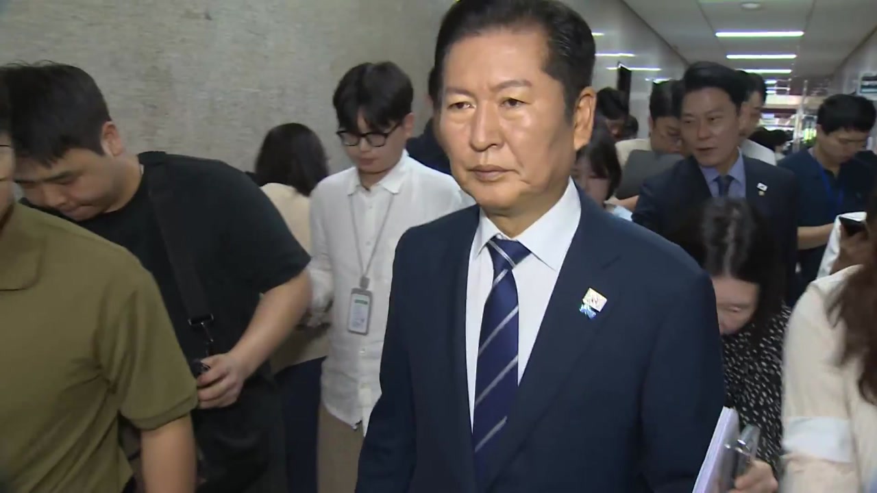 정청래 "민주 후보 스타벅스 출입 자제해야...5·18 폄훼 처벌법 추진"