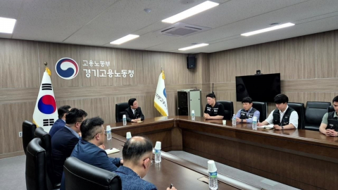 삼성전자 노사 막판 대화 계속…노동부 장관 직접 중재