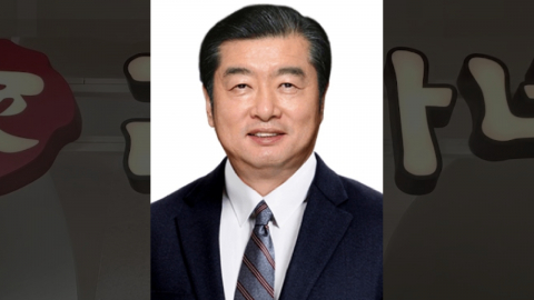 "합의금 3억"…\'직원 성폭행 시도\' 김용만 김가네 대표 집유