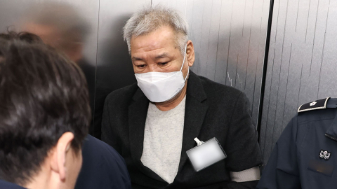 '통일교 청탁' 건진법사 전성배, 2심 징역 5년으로 감형