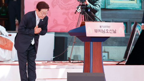 이 대통령 "부처님 말씀 등불로…국민 목숨 살리는 정부"