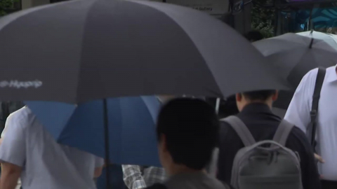 [날씨] \'잿빛 하늘\' 오후까지 산발적 비…한낮에도 선선