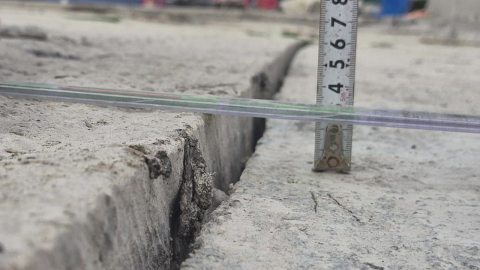 [단독] 2.9cm 내려앉은 상판...침하 모습 담긴 보고서 입수