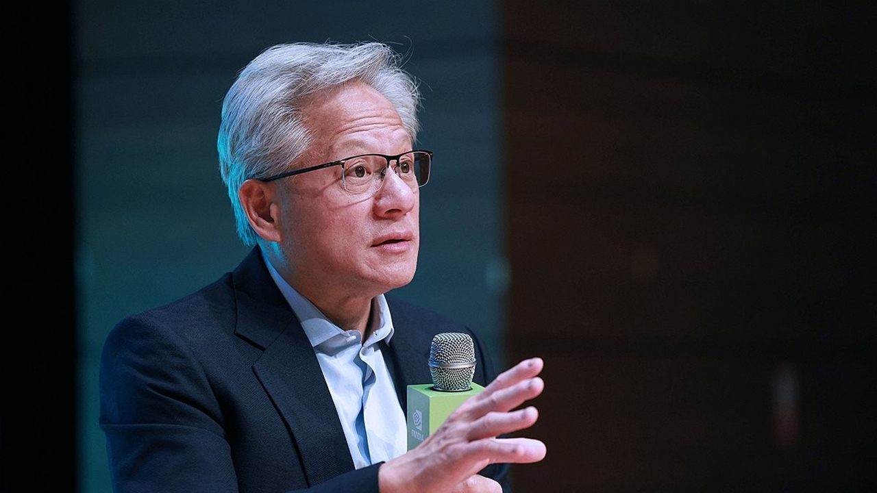 젠슨 황, 유재석 만난다…'유퀴즈'로 최초 예능 출연