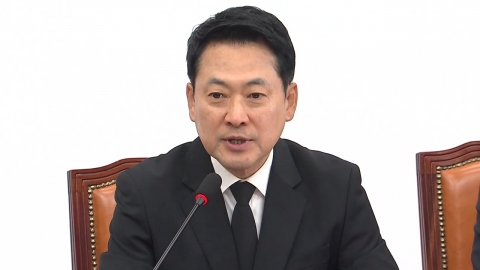 사퇴론 직면한 장동혁, 첫 지도부 회의서도 '침묵'…"의원 목소리 폭넓게 경청"