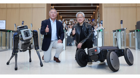 젠슨 황 "정의선 제안에 새만금 AI 밸리에 데이터센터 건설"