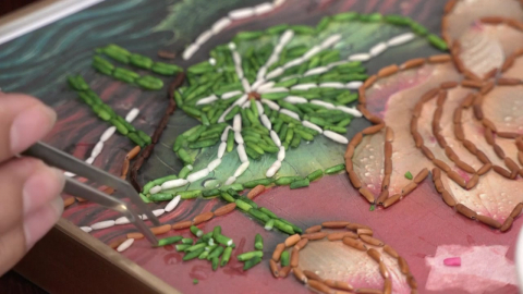 '먹는 쌀이 예술로'…캄보디아의 쌀 그림 작가